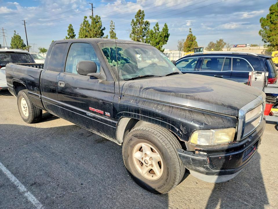 Продаж на аукціоні авто 1998 Dodge Ram 1500, vin: 1B7HC13Y8WJ210401, номер лоту: 60236816