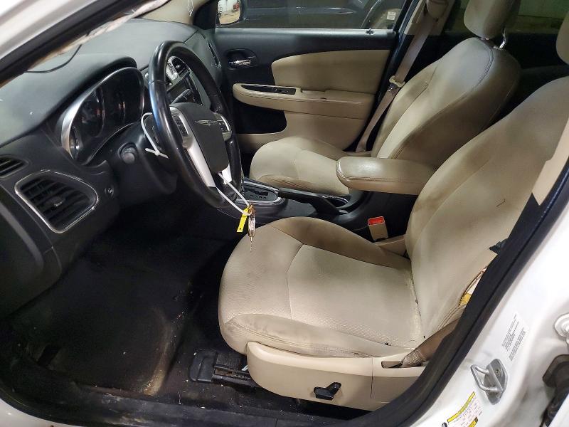 62833186 :رقم المزاد ، 1C3BC1FB2BN549627 vin ، 2011 Chrysler 200 مزاد بيع