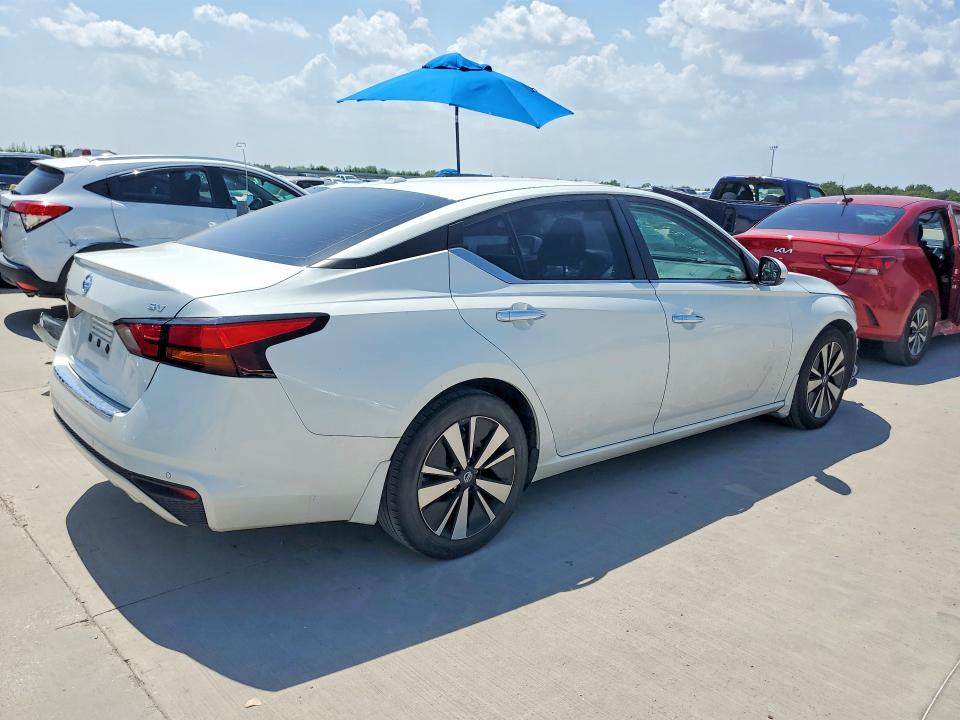 62211496 :رقم المزاد ، 1N4BL4DV1NN357376 vin ، 2022 Nissan Altima مزاد بيع