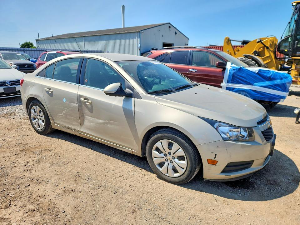 62146836 :رقم المزاد ، 1G1PC5SB4E7337473 vin ، 2014 Chevrolet Cruze مزاد بيع