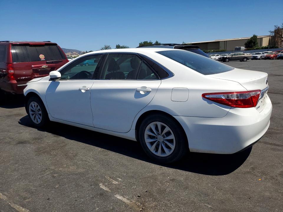 63249416 :رقم المزاد ، 4T4BF1FK3GR536256 vin ، 2016 Toyota Camry مزاد بيع