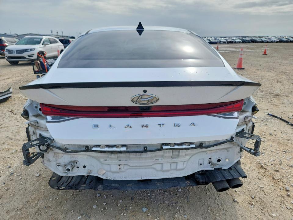 2023 Hyundai Elantra მანქანა იყიდება აუქციონზე, vin: KMHLR4AF1PU589927, აუქციონის ნომერი: 60868526