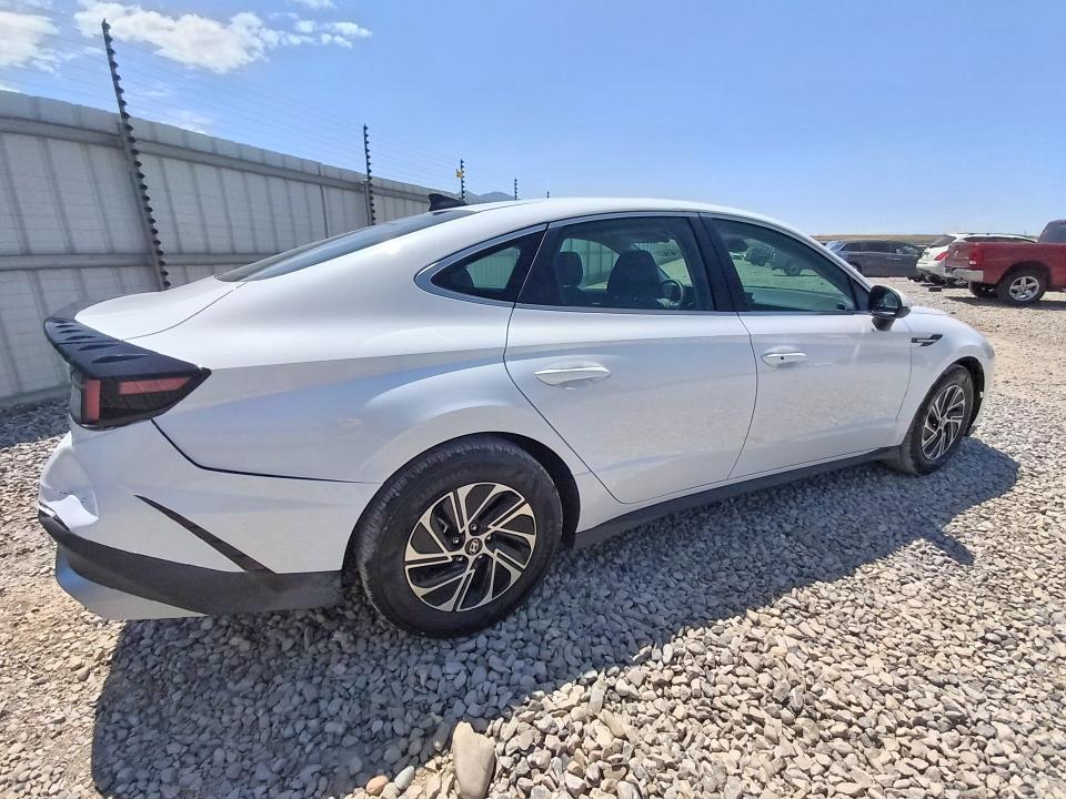 61421216 :رقم المزاد ، KMHL24JJ2TA157707 vin ، 2026 Hyundai Sonata Hybrid مزاد بيع