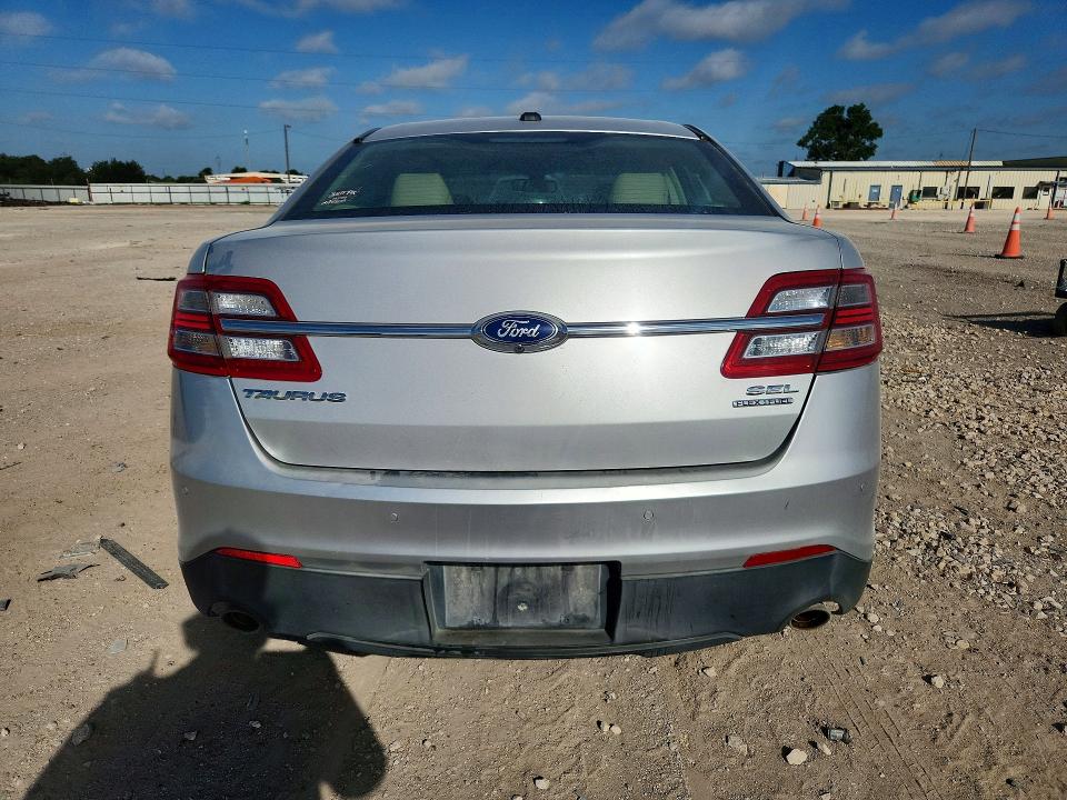 2015 Ford Taurus მანქანა იყიდება აუქციონზე, vin: 1FAHP2E89FG114092, აუქციონის ნომერი: 62880316