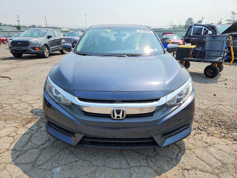 Продажа на аукционе авто 2018 Honda Civic, vin: 2HGFC2F56JH610208, номер лота: 61290316