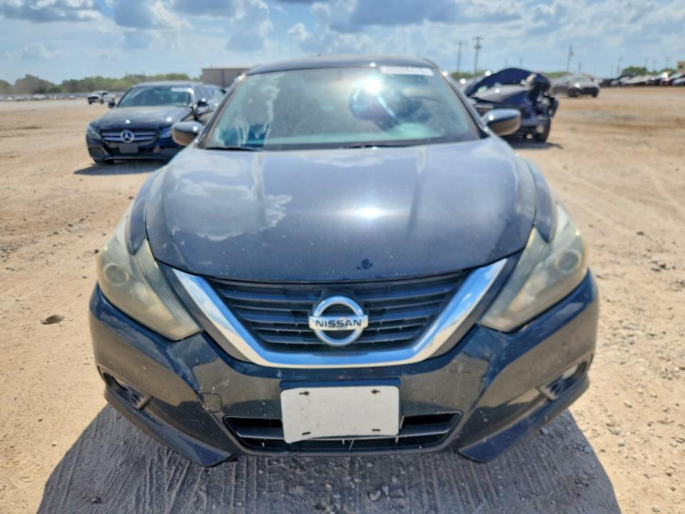 60088476 :رقم المزاد ، 1N4BL3APXGC225828 vin ، 2016 Nissan Altima مزاد بيع