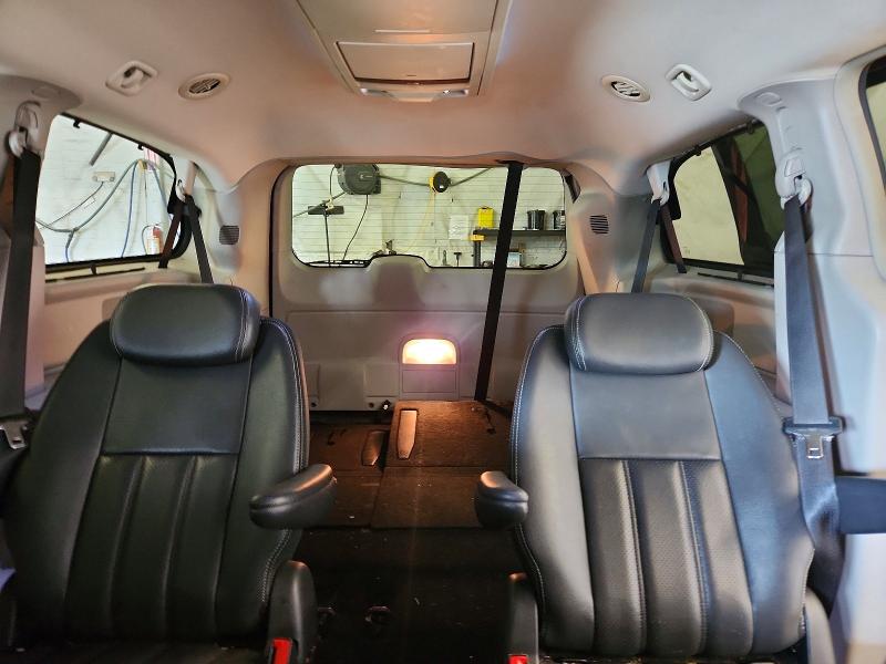 61477006 :رقم المزاد ، 2A8HR54199R647260 vin ، 2009 Chrysler Town & Country مزاد بيع