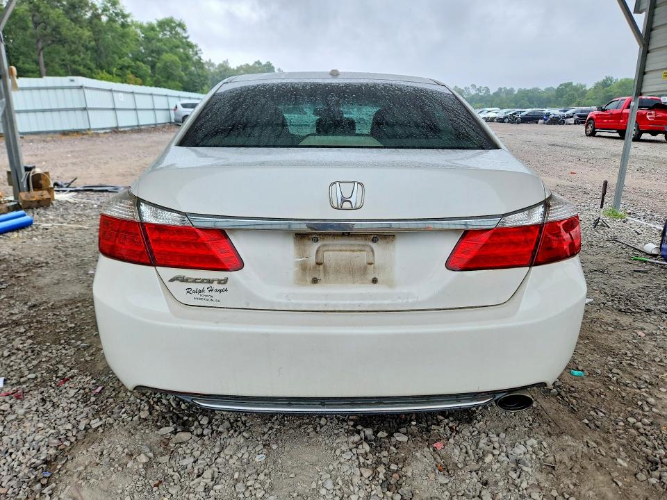 Продаж на аукціоні авто 2015 Honda 5500ppg, vin: 1HGCR2F85FA260085, номер лоту: 60847996