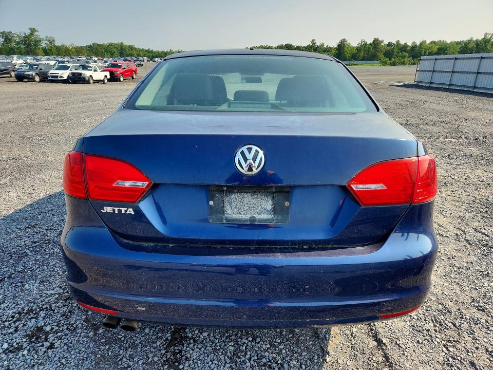 62344706 :رقم المزاد ، 3VW1K7AJ9DM287837 vin ، 2013 Volkswagen Jetta مزاد بيع