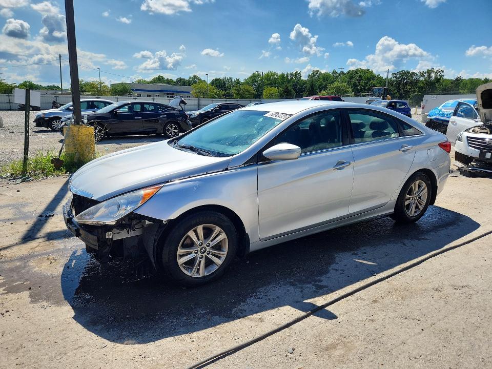 60964326 :رقم المزاد ، 5NPEB4AC7DH641915 vin ، 2013 Hyundai Sonata مزاد بيع