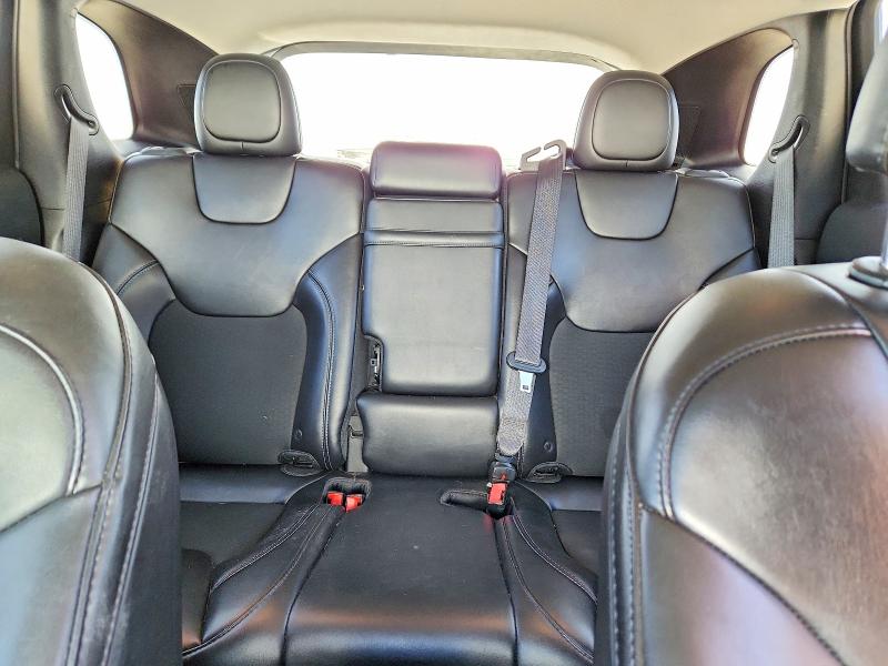 61670136 :رقم المزاد ، 1C4PJMLBXKD273488 vin ، 2019 Jeep Cherokee مزاد بيع