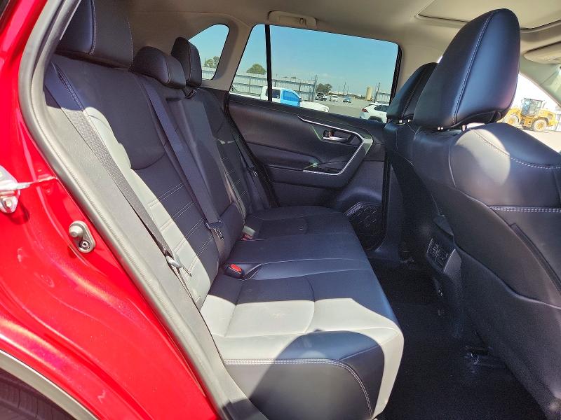 Продаж на аукціоні авто 2021 Toyota Rav4, vin: 2T3C1RFV7MC086721, номер лоту: 61429246