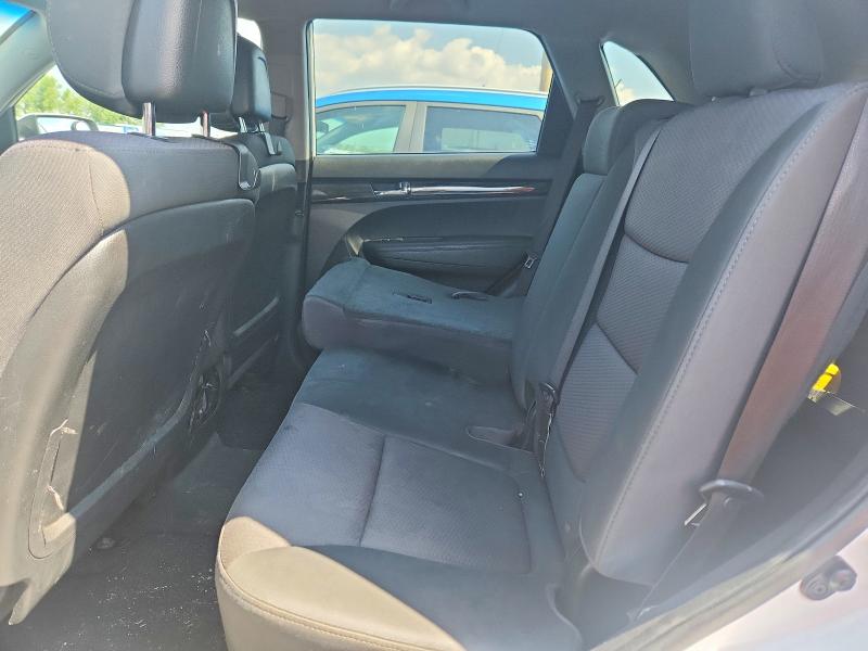 2011 Kia Sorento მანქანა იყიდება აუქციონზე, vin: 5XYKT4A18BG155942, აუქციონის ნომერი: 60038726