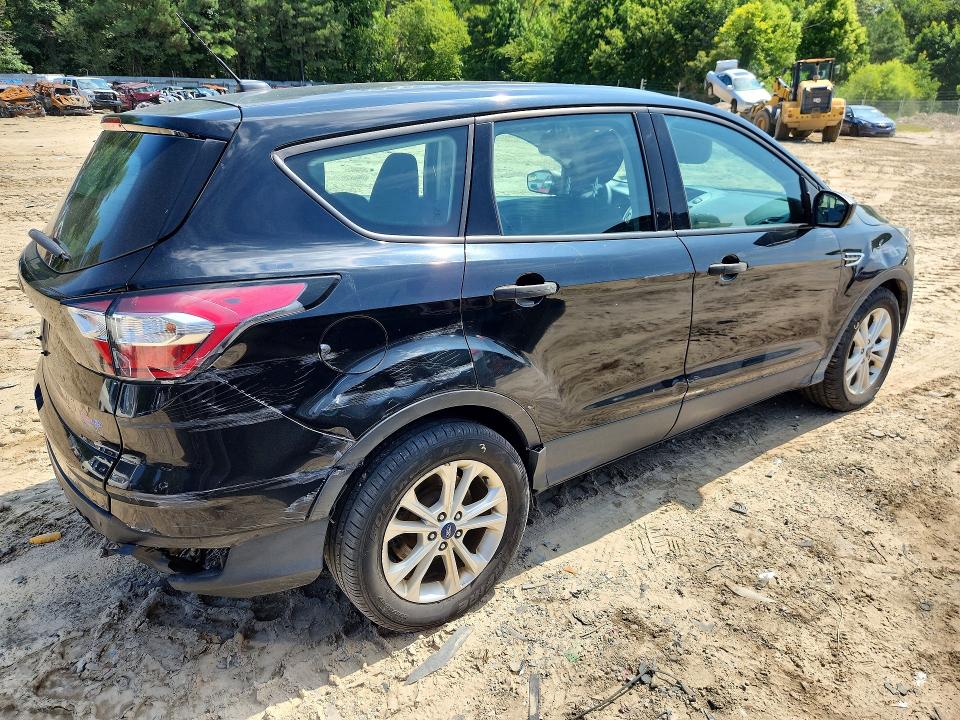 Продажа на аукционе авто 2018 Ford Escape, vin: 1FMCU0F76JUA06459, номер лота: 62570926