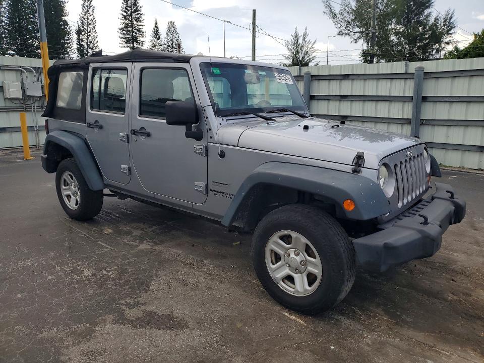 Продаж на аукціоні авто 2013 Jeep Wrangler Unlimited, vin: 1C4BJWDG2DL705824, номер лоту: 63076476