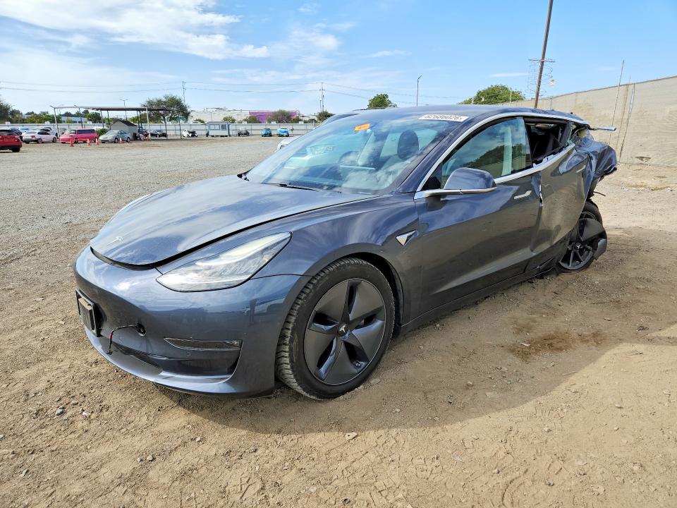 Auction sale of the 2017 Tesla Model 3, vin: 5YJ3E1EA5HF001261, lot number: 62686026