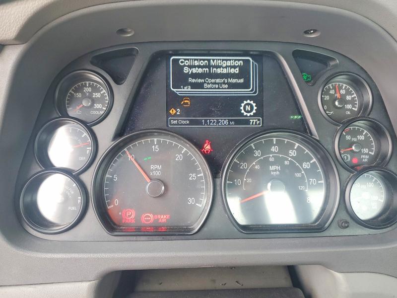 Продаж на аукціоні авто 2017 Peterbilt 579, vin: 1XPBA48X1HD428998, номер лоту: 61972146