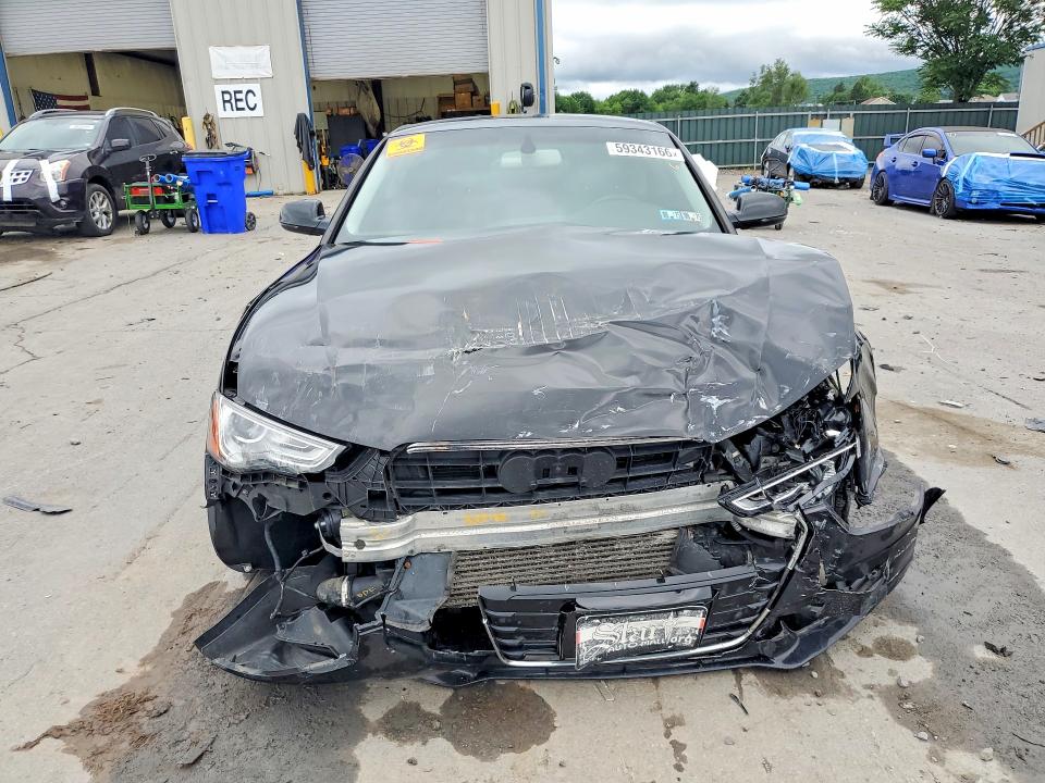 59343166 :رقم المزاد ، WAUCFAFRXFA046541 vin ، 2015 Audi A5 مزاد بيع