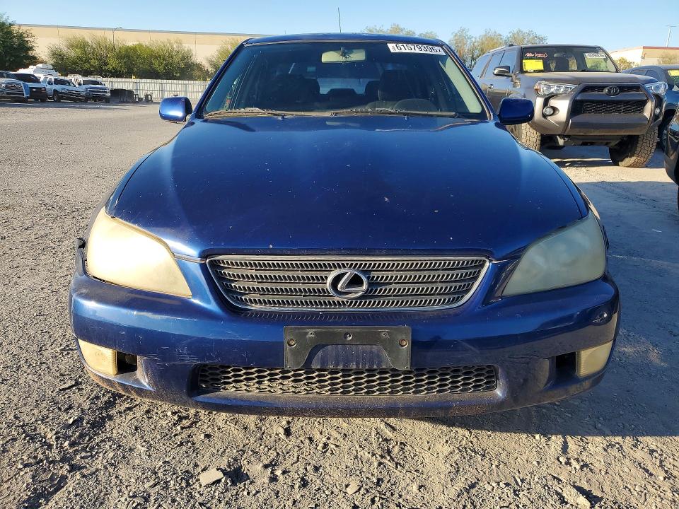 2001 Lexus Is მანქანა იყიდება აუქციონზე, vin: JTHBD182510007793, აუქციონის ნომერი: 61579396