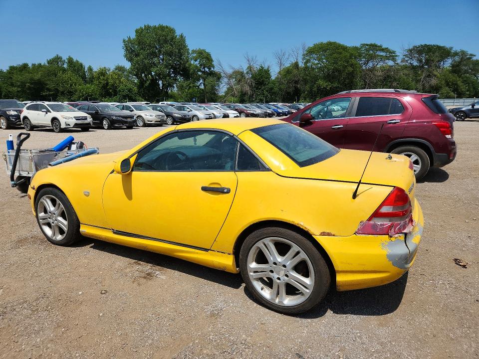 62404546 :رقم المزاد ، WDBKK47F0YF161962 vin ، 2000 Mercedes-benz Slk مزاد بيع