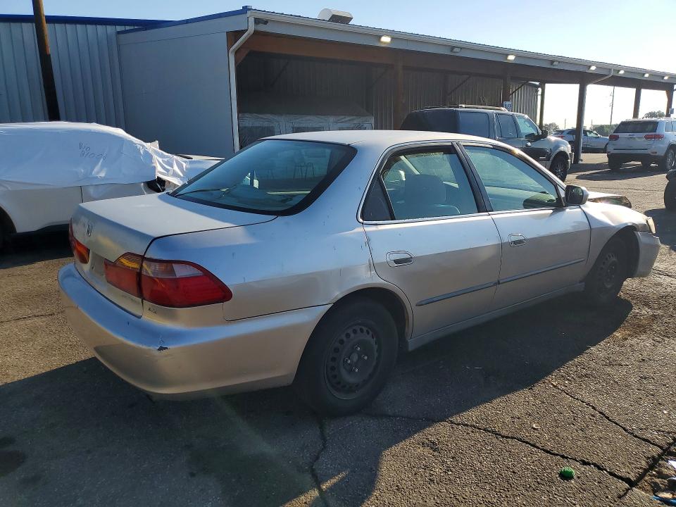 62383536 :رقم المزاد ، 1HGCG5641XA026211 vin ، 1999 Honda Accord مزاد بيع
