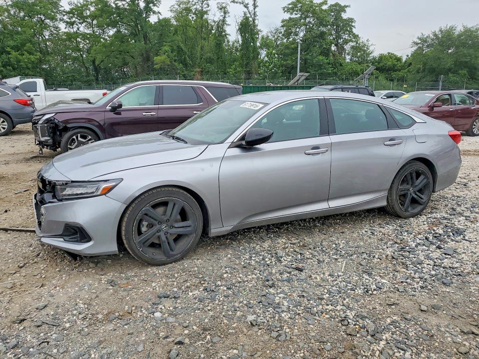 Продажа на аукционе авто 2022 Honda Accord, vin: 1HGCV1F36NA073124, номер лота: 61719916