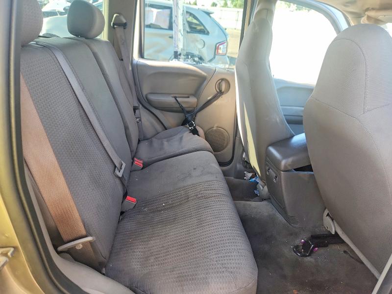 60134066 :رقم المزاد ، 1J4GL48K74W190279 vin ، 2004 Jeep Liberty مزاد بيع