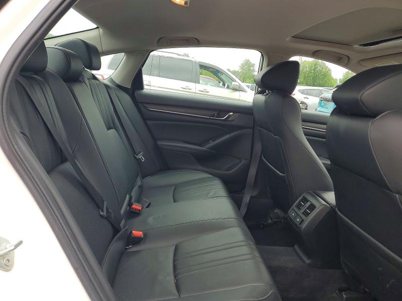 60334696 :رقم المزاد ، 1HGCV3F50NA001798 vin ، 2022 Honda Accord مزاد بيع
