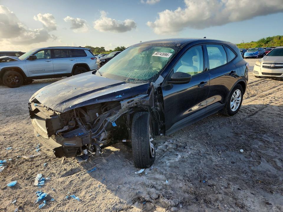 2021 Ford Escape მანქანა იყიდება აუქციონზე, vin: 1FMCU0F65MUA98000, აუქციონის ნომერი: 60743996
