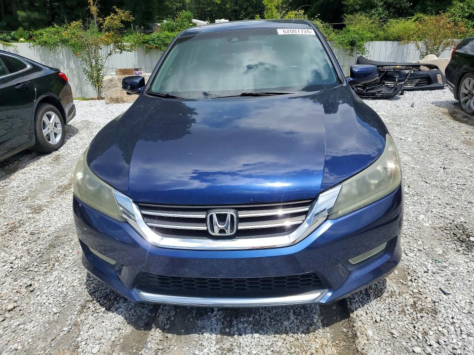 62007726 :رقم المزاد ، 1HGCR2F8XDA049932 vin ، 2013 Honda Accord مزاد بيع