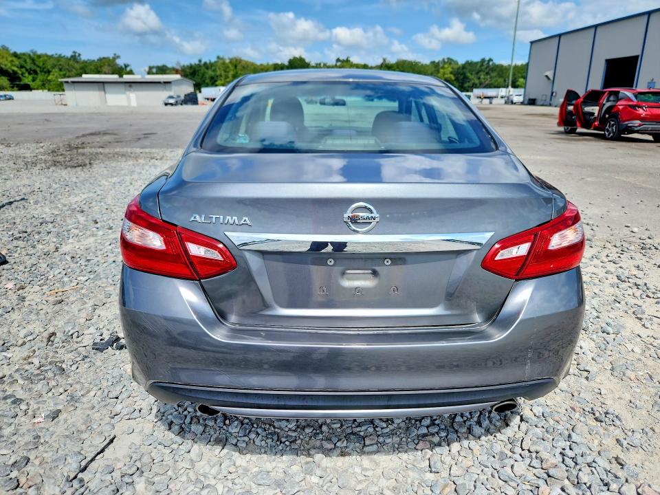 Продажа на аукционе авто 2017 Nissan Altima, vin: 1N4AL3AP3HN364135, номер лота: 62704626