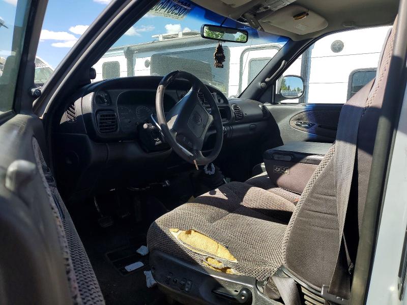 62957466 :رقم المزاد ، 3B7KF2369YG140400 vin ، 2000 Dodge Ram 2500 مزاد بيع
