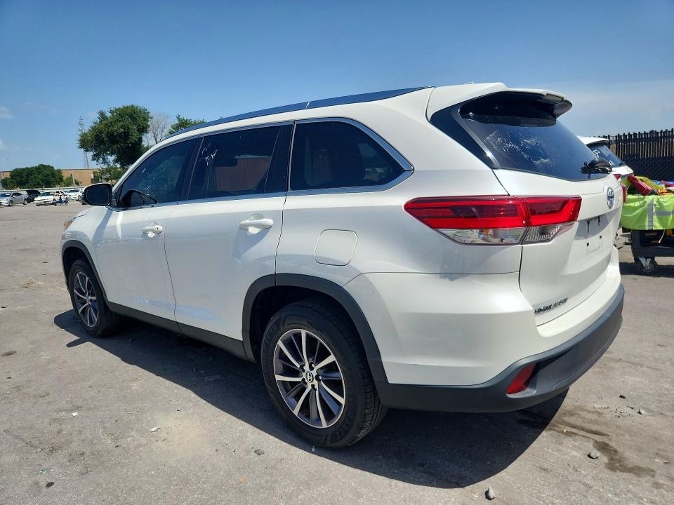 2019 Toyota Highlander მანქანა იყიდება აუქციონზე, vin: 5TDKZRFH0KS342774, აუქციონის ნომერი: 60767966