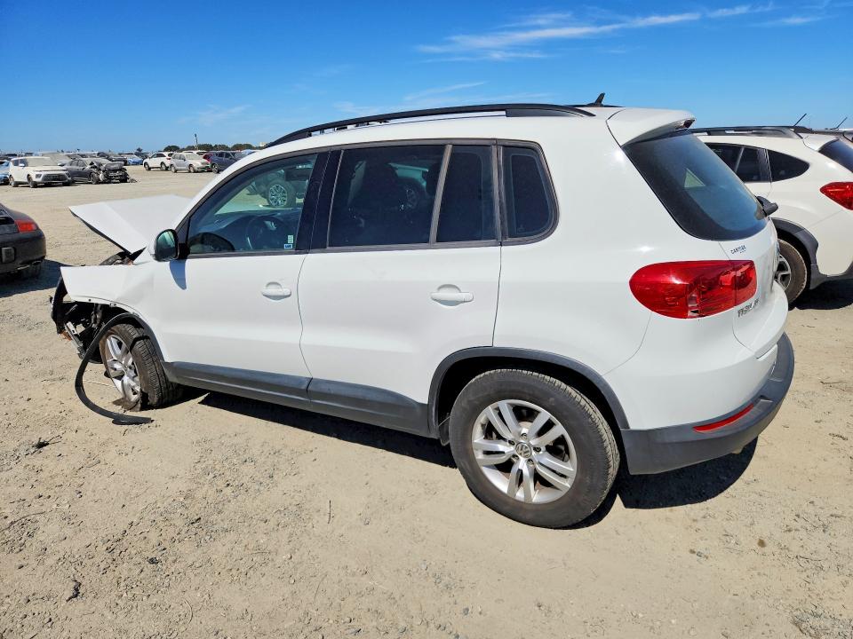 62491826 :رقم المزاد ، WVGAV7AX8GW578330 vin ، 2016 Volkswagen Tiguan مزاد بيع