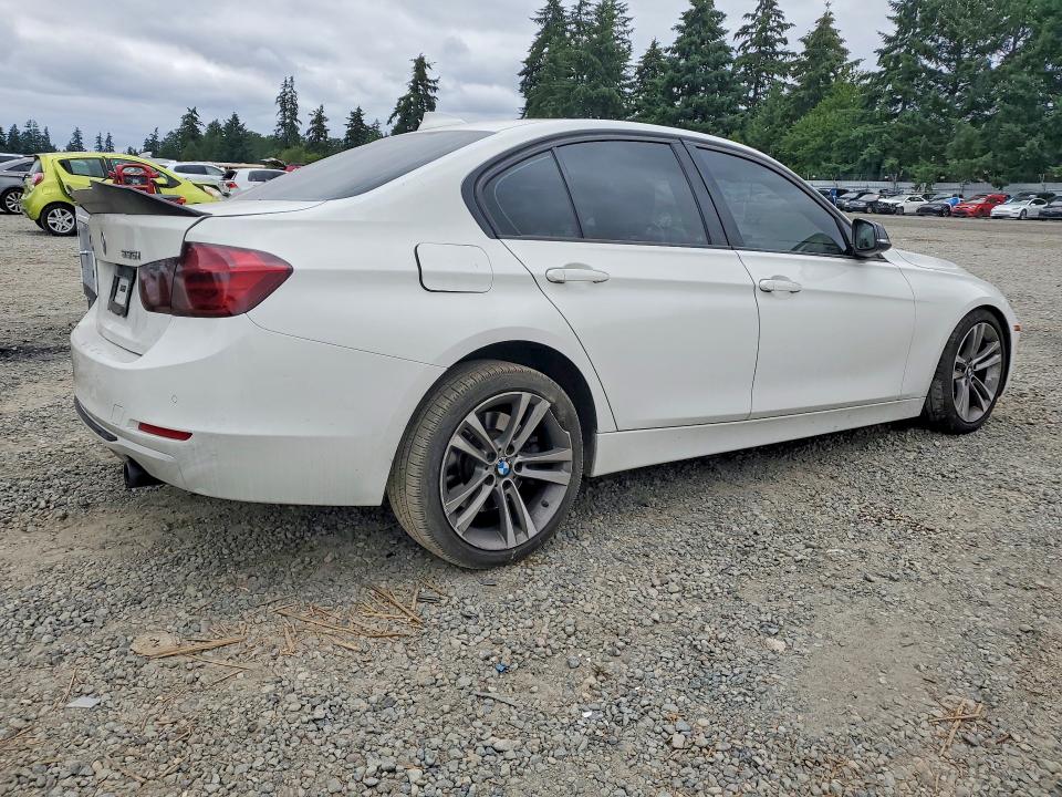 59311326 :رقم المزاد ، WBA3B9G56ENR90513 vin ، 2014 Bmw 335 مزاد بيع