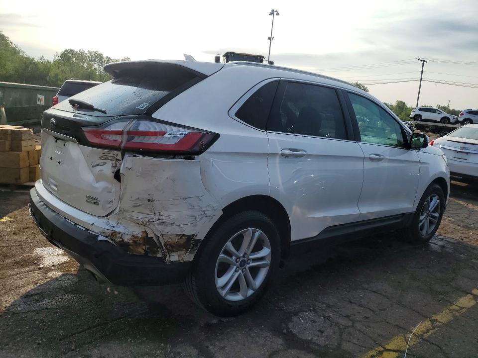 61107616 :رقم المزاد ، 2FMPK4J90KBC71117 vin ، 2019 Ford Edge مزاد بيع