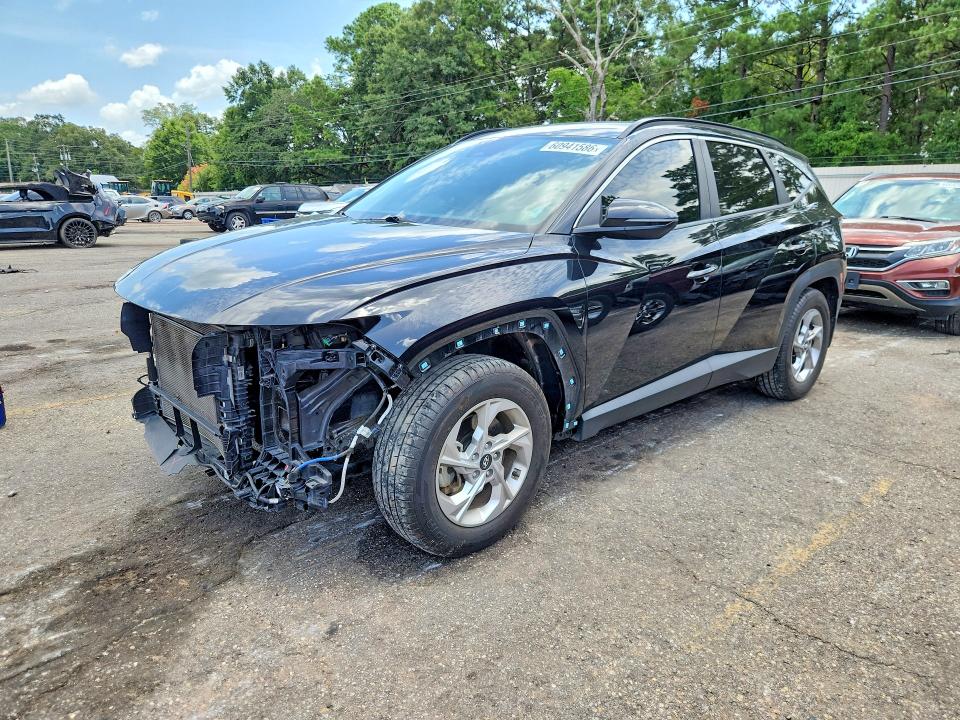 60941586 :رقم المزاد ، 5NMJB3AE7NH149295 vin ، 2022 Hyundai Tucson مزاد بيع