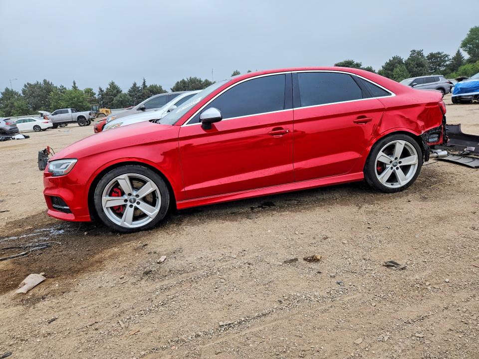 Продажа на аукционе авто 2017 Audi S3, vin: WAUB1GFF3H1020952, номер лота: 62103336