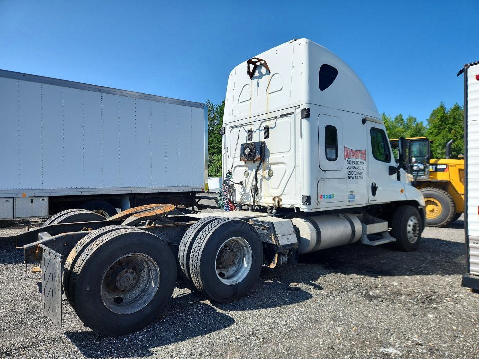 Продаж на аукціоні авто 2009 Freightliner Cascadia, vin: 1FUJGLCK89LAL0045, номер лоту: 61875836