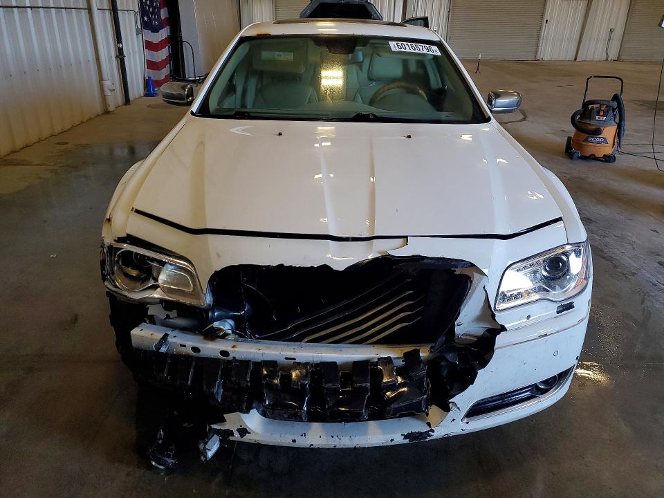 60165796 :رقم المزاد ، 2C3CCAKG7DH619043 vin ، 2013 Chrysler 300c مزاد بيع