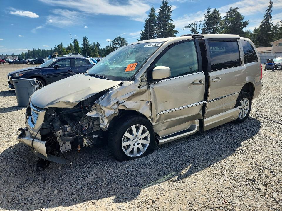 2016 Chrysler Town & Country მანქანა იყიდება აუქციონზე, vin: 2C4RC1BG3GR280852, აუქციონის ნომერი: 63019856