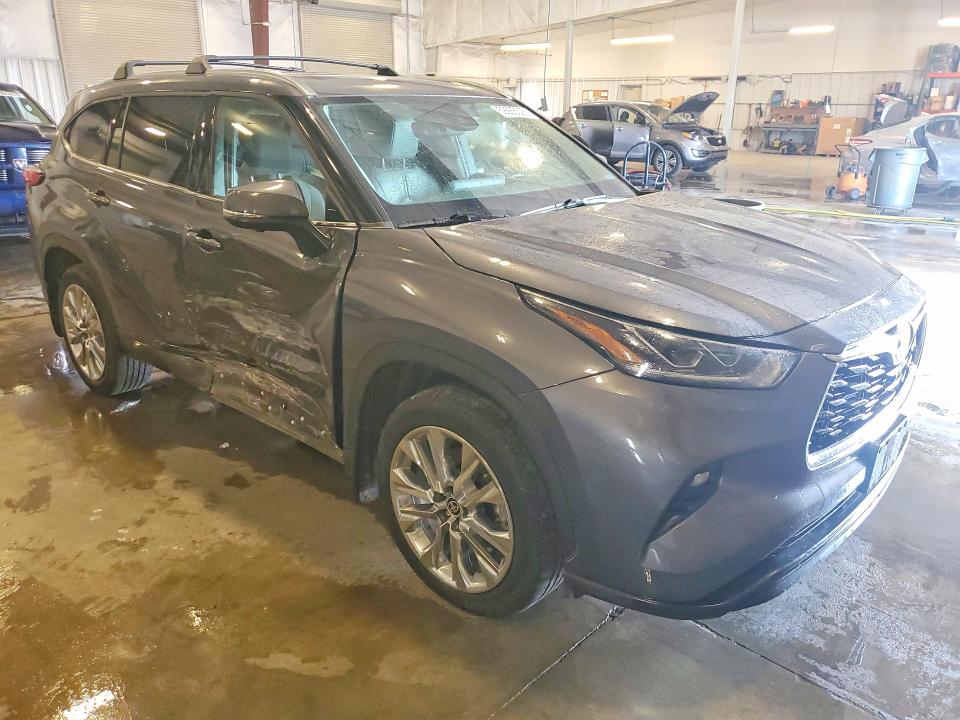 2023 Toyota Highlander Hybrid მანქანა იყიდება აუქციონზე, vin: 5TDXBRCH4PS563039, აუქციონის ნომერი: 59286326