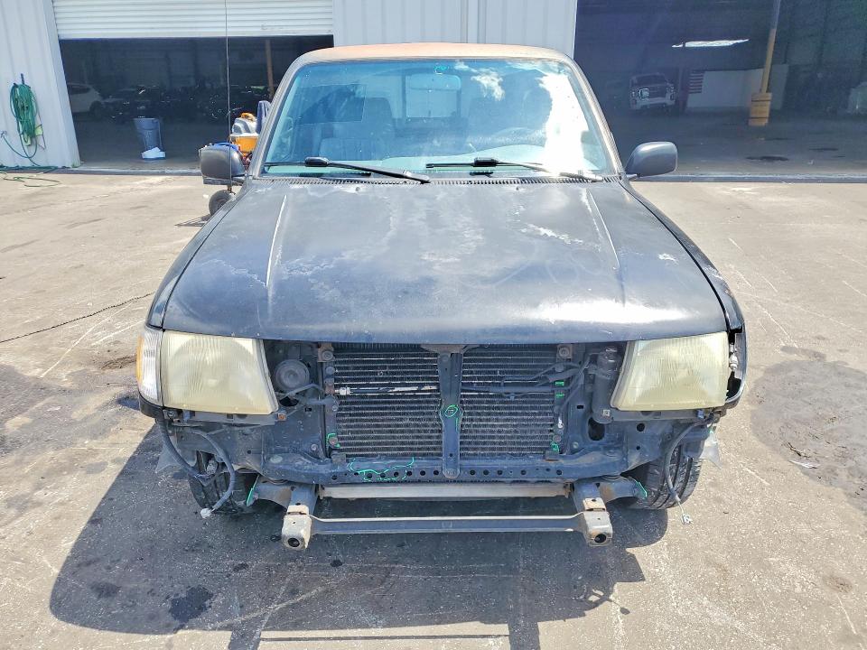 59906926 :رقم المزاد ، 4TANL42N5XZ438477 vin ، 1999 Toyota Tacoma مزاد بيع