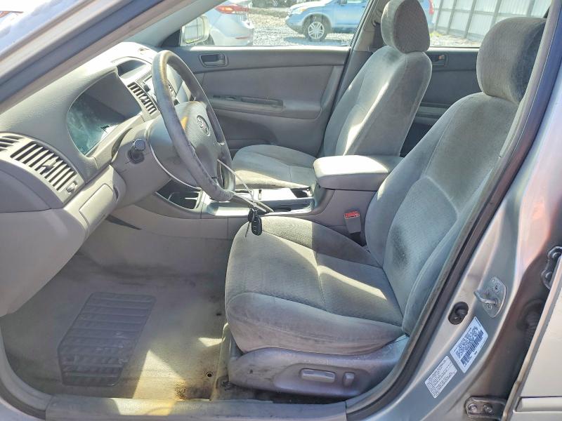 60784596 :رقم المزاد ، 4T1BF32K13U556799 vin ، 2003 Toyota Camry مزاد بيع