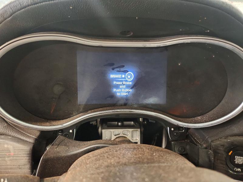 60397906 :رقم المزاد ، 1C4RJFCG3JC221043 vin ، 2018 Jeep Grand Cherokee مزاد بيع