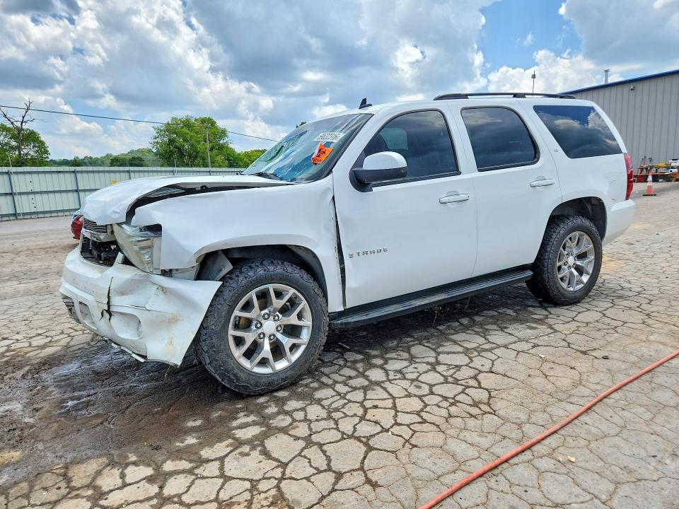 Продажа на аукционе авто 2007 Chevrolet Tahoe, vin: 1GNEK13087R103195, номер лота: 59632316