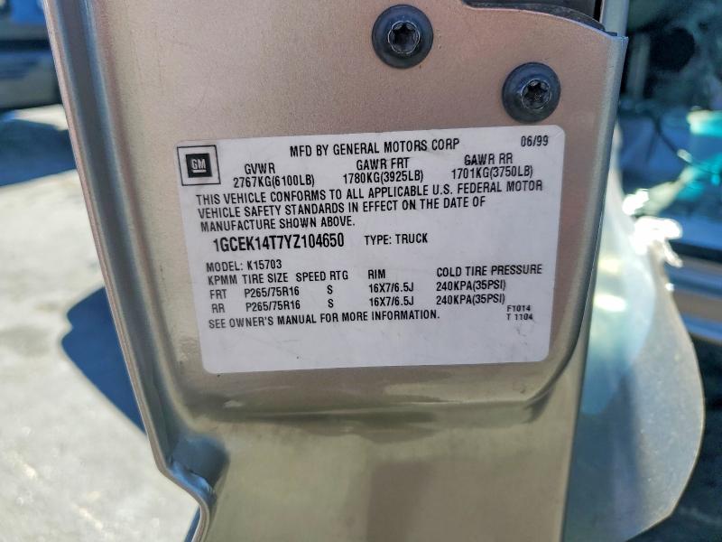 2000 Chevrolet Silverado მანქანა იყიდება აუქციონზე, vin: 1GCEK14T7YZ104650, აუქციონის ნომერი: 62701576