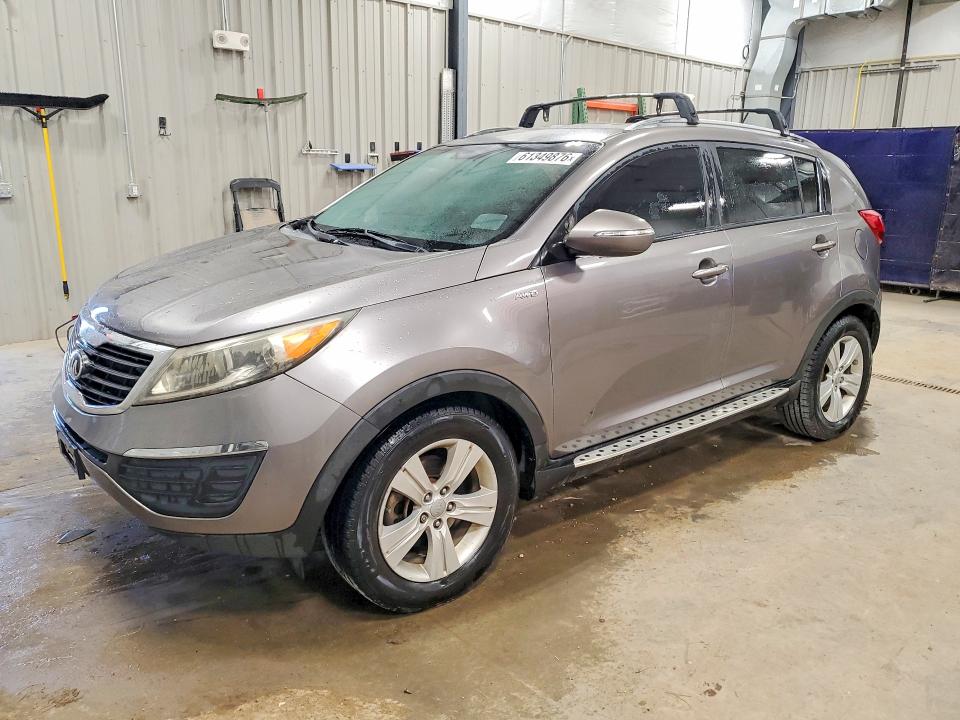61349876 :رقم المزاد ، KNDPBCA22D7401797 vin ، 2013 Kia Sportage مزاد بيع