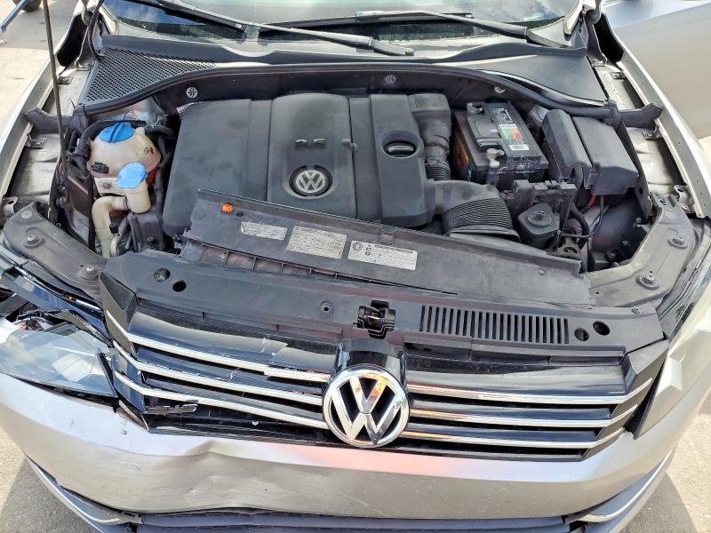 62203246 :رقم المزاد ، 1VWBP7A32CC054468 vin ، 2012 Volkswagen Passat مزاد بيع
