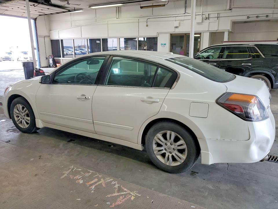 2010 Nissan Altima მანქანა იყიდება აუქციონზე, vin: 1N4AL2AP5AN427848, აუქციონის ნომერი: 62122206
